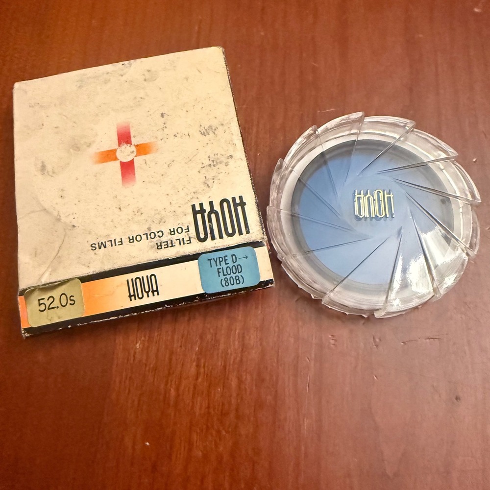 Hoya 52mm 80B filter Type D Flood blue with case & box vintage photography Japan